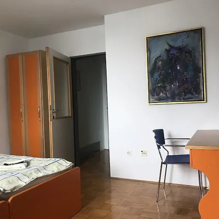 Hostel Kurent
